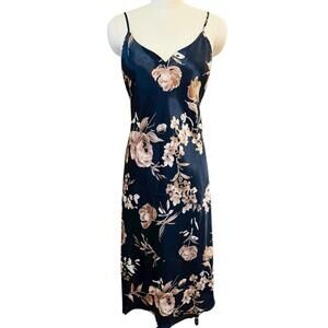 Jones New York Long Nightgown Floral black Tan Ivory Satin V Neck sz L EUC!